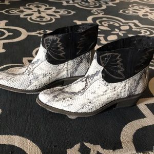 Free People Snake skin boots